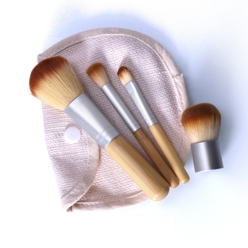 O.TWO.O 4Pcs Multi-functional Makeup Brush